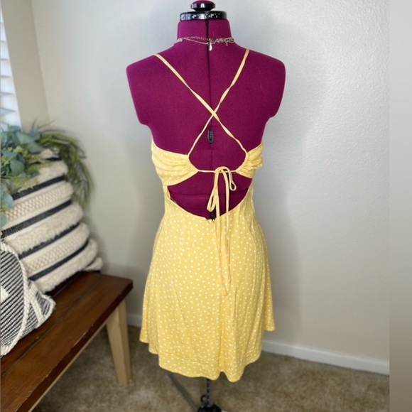 🌈 Sale Yellow Polkadot Summer Dress Size SM - Picture 3 of 3